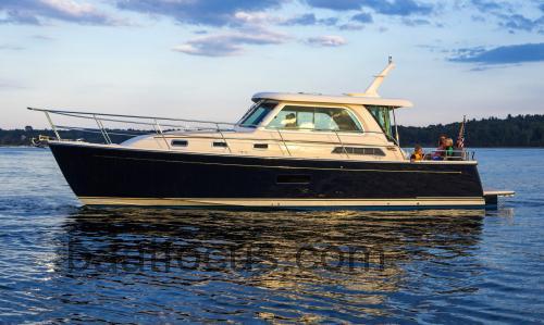 Sabre 38 Salon Express Spesifikasjoner og anmeldelser